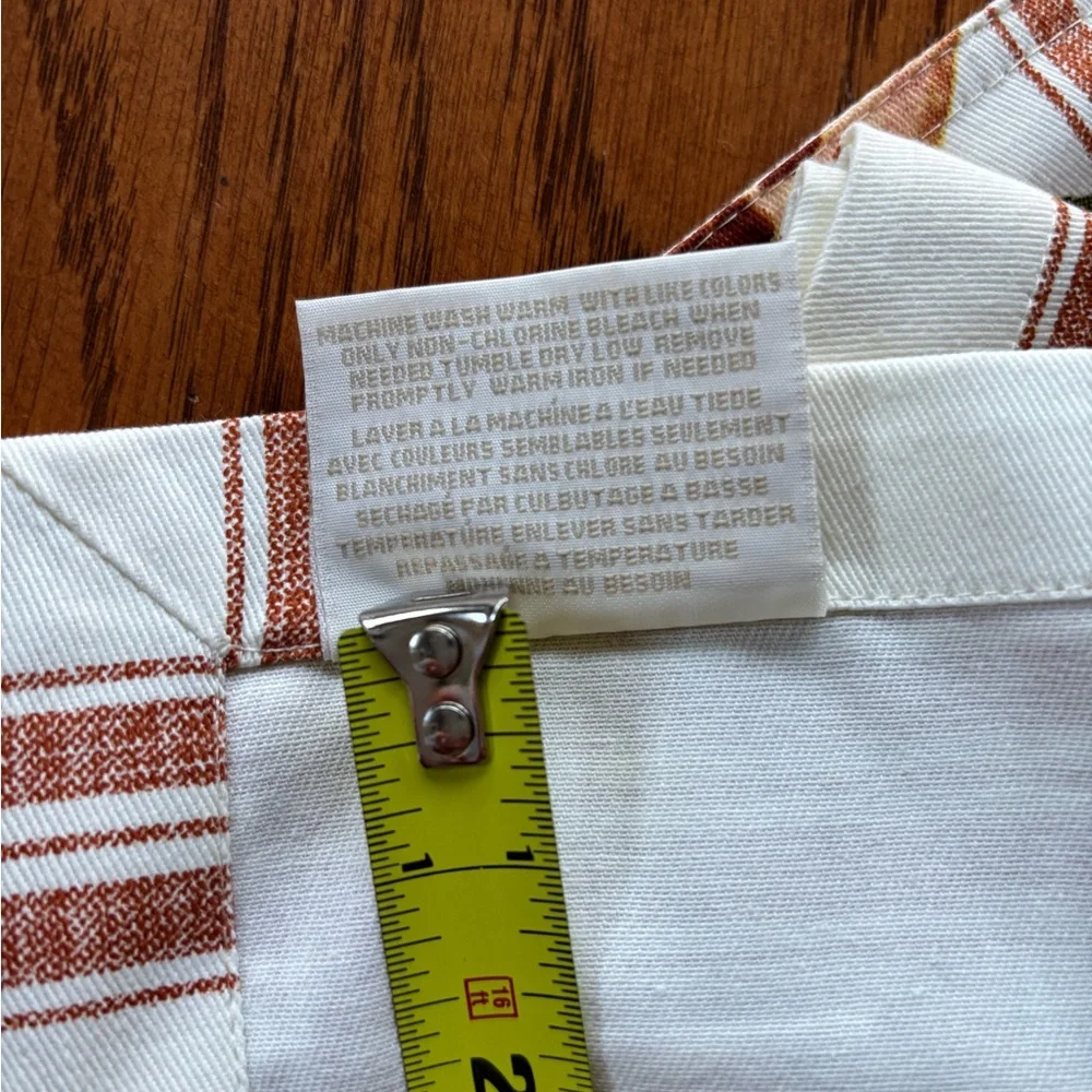 Williams and Sonoma Blood orange napkin and placemat set